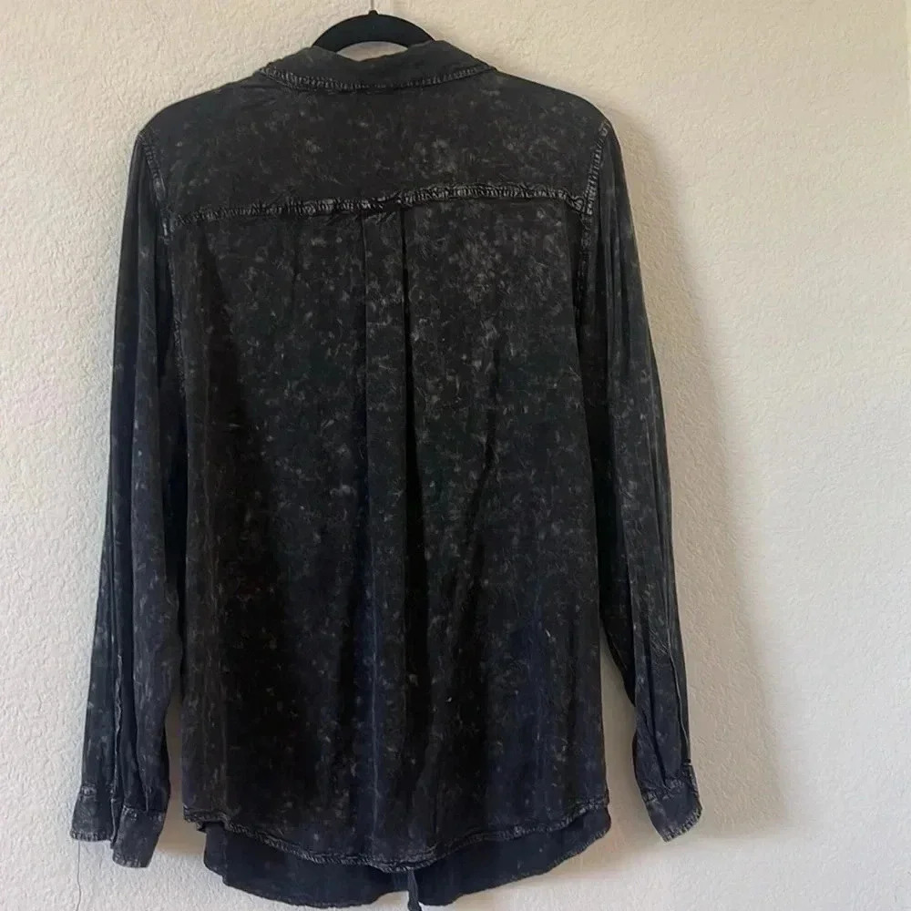 Torrid | Stone Washed Milly | Sz 2 (Plus) - Picture 8 of 8